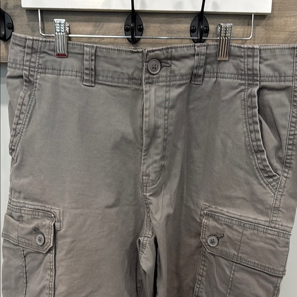 Sonoma Gray Cargo Shorts with Cotton Twill Fabric - Picture 5 of 10
